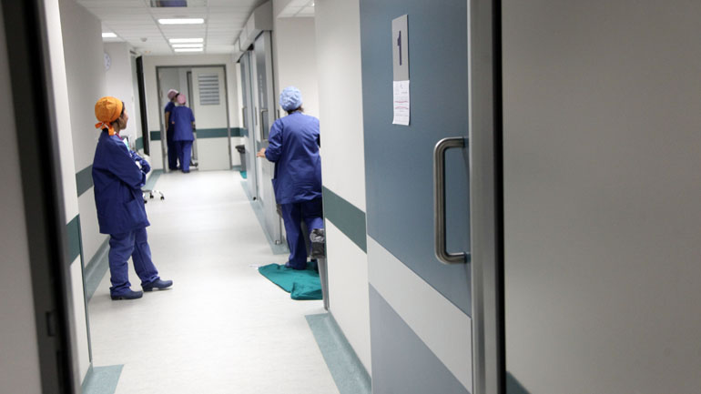 Ασπίδες προστασίας διέθεσε ο Ιατρικός Σύλλογος στις ΜΕΘ νοσοκομείων της Θεσσαλονίκης Ασπίδες προστασίας διέθεσε ο Ιατρικός Σύλλογος στις ΜΕΘ νοσοκομείων της Θεσσαλονίκης