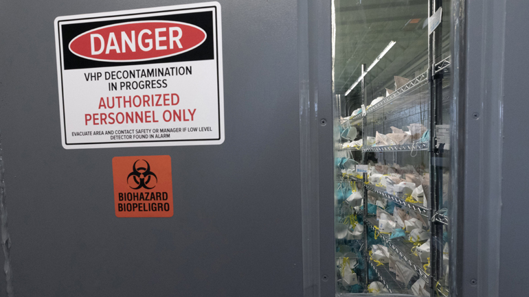 ΗΠΑ: Το Πεντάγωνο θα συνάψει συμβόλαια για να ενισχύσει την παραγωγή 39 εκατ. μασκών Ν95