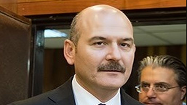 Τουρκία: Παραιτήθηκε ο υπουργός Εσωτερικών Σουλεϊμάν Σοϊλού Τουρκία: Παραιτήθηκε ο υπουργός Εσωτερικών Σουλεϊμάν Σοϊλού
