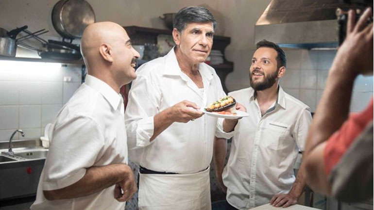 Λεωνίδας Μαράκης: «Ο Γιάννης Μπέζος με έκανε καλύτερο ηθοποιό και καλύτερο άνθρωπο»