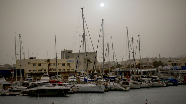 Ηράκλειο: Έκλεισε ο βόρειος λιμενοβραχίονας – Κυκλοφορούσαν ταυτόχρονα μέχρι και δύο χιλιάδες άτομα