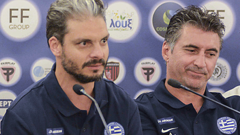 Παίκτες της εθνικής ομάδας ποδοσφαίρου του 2004 συμμετέχουν σε εθελοντική αιμοδοσία στη ΔΕΘ