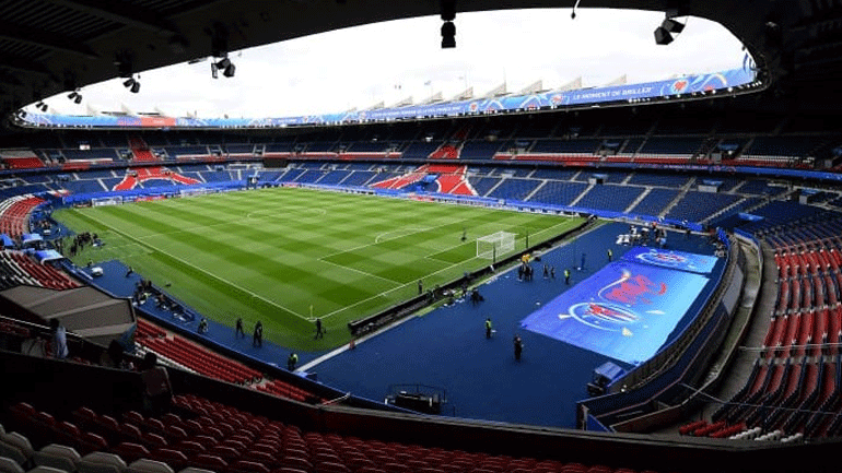 Γαλλία: Οι σύνδεσμοι φιλάθλων αντιδρούν σε επανέναρξη αγώνων χωρίς κόσμο!