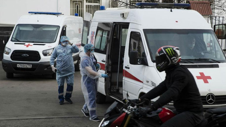 Η Μόσχα ανακοίνωσε νέα αύξηση-ρεκόρ κρουσμάτων κορωνοϊού