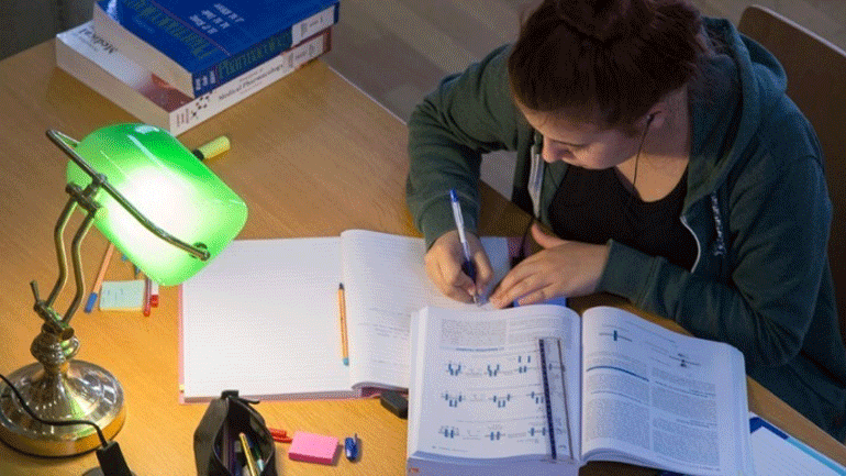 Μικρές εξομολογήσεις με αφορμή τον εγκλεισμό στο σπίτι από 23 μαθητές Λυκείου