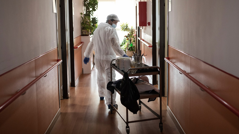 Ισπανία: Συνολικά 17.489 άνθρωποι έχουν χάσει τη ζωή τους από τον κορωνοϊό