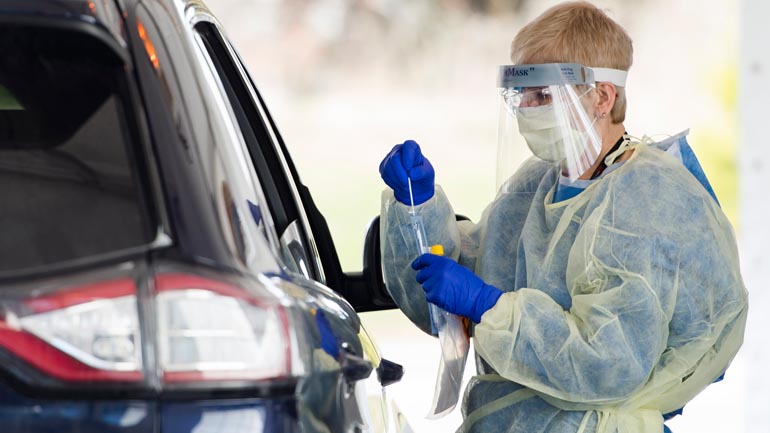 Βρετανία: 18.000 τεστ για τον κορωνοϊό μέσα σε 24 ώρες