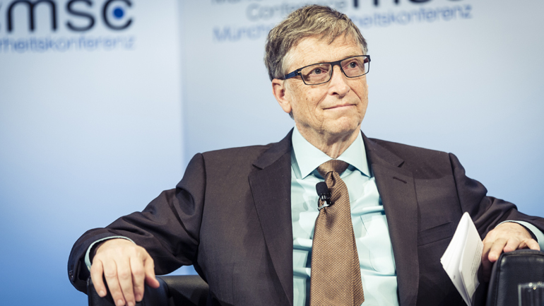 Bill Gates: Προσαρμοστείτε στην εικονική πραγματικότητα – Πόσο θα αλλάξει τη ζωή μας ο κορωνοϊός