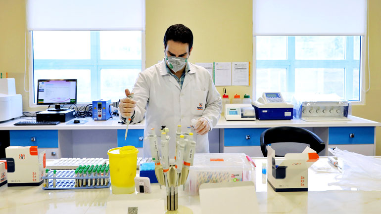 Η Κίνα έδωσε έγκριση για κλινικές δοκιμές σε ανθρώπους σε δύο υποψήφια εμβόλια κατά του κορωνοϊού