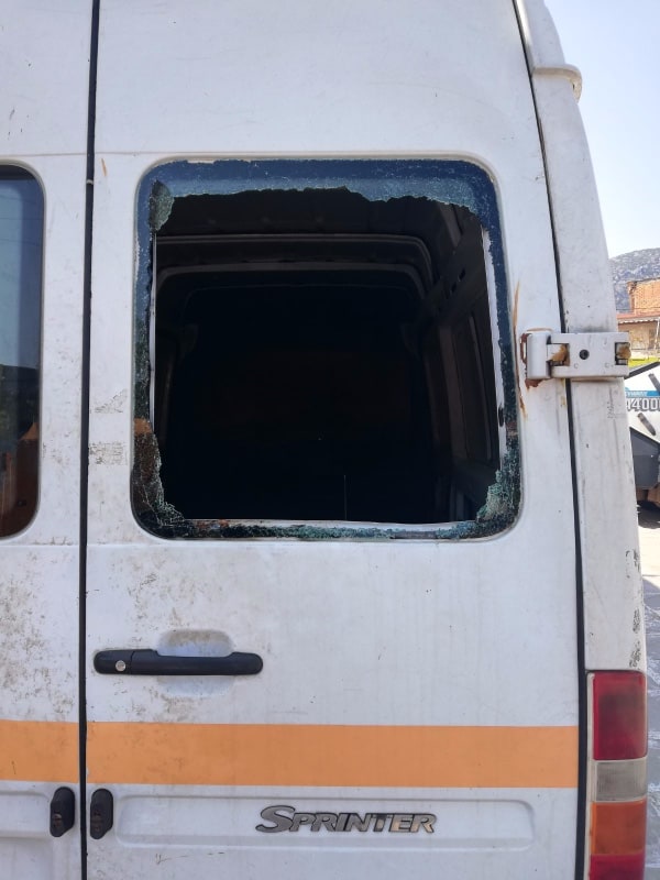 To βαν το οποίο υπέστη φθορές