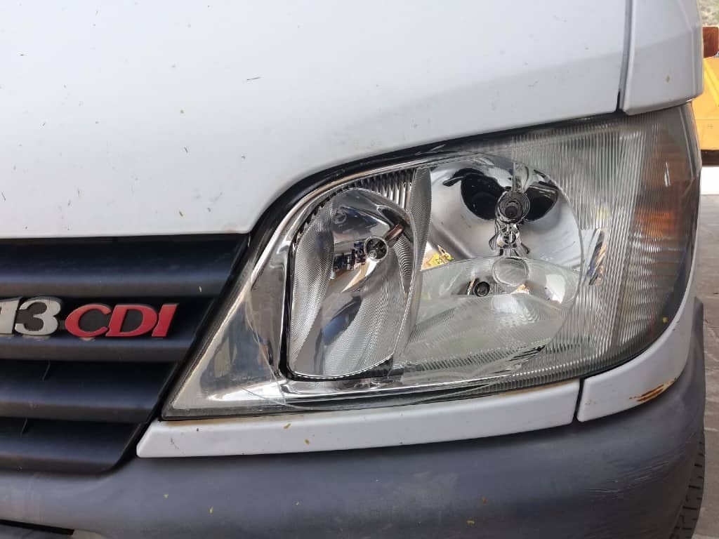 Το βαν το οποίο υπέστη φθορές