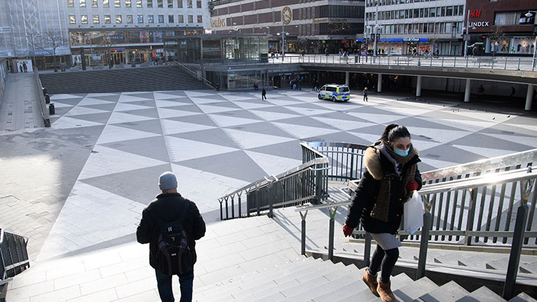 Ξεπέρασε το όριο των 1.000 θανάτων λόγω κορωνοϊού η Σουηδία