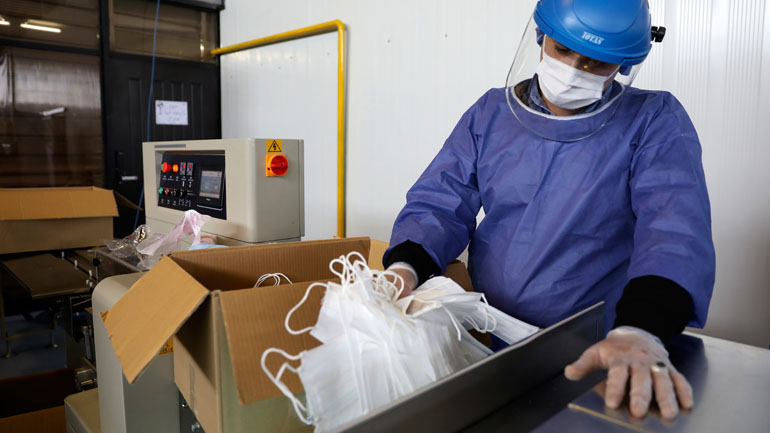 Ασπίδες προσώπου από το Πανεπιστήμιο Αιγαίου στο νοσοκομείο της Μυτιλήνης