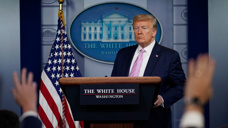 Ο Τραμπ αναστέλλει τη χρηματοδότηση του Παγκόσμιου Οργανισμού Υγείας