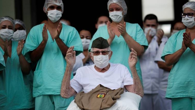 Κορωνοϊός: Βετεράνος του Β΄ Παγκοσμίου Πολέμου, 99 ετών, θεραπεύτηκε στη Βραζιλία