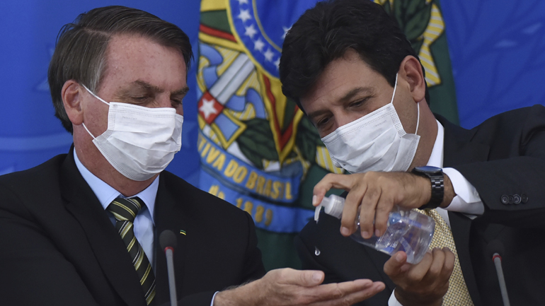 Βραζιλία-Covid-19:  Ο Μπολσονάρου απέλυσε τον υπουργό Υγείας
