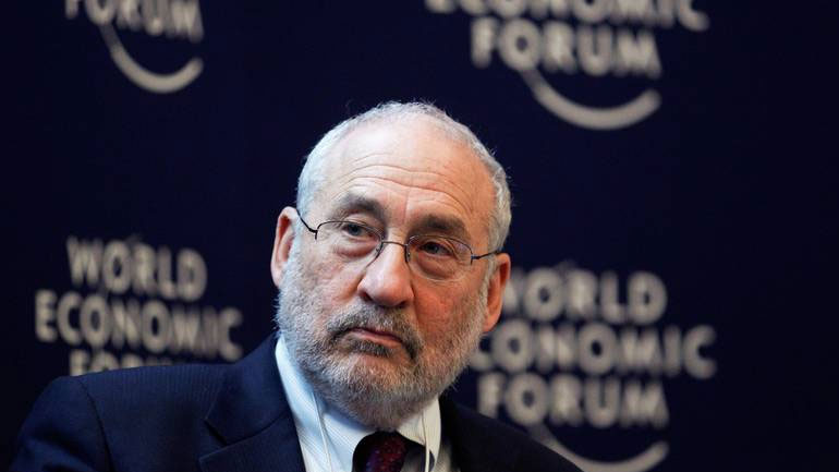 Τζ. Στίγκλιτς: Ο Τραμπ έχει τα χέρια του βαμμένα με αίμα