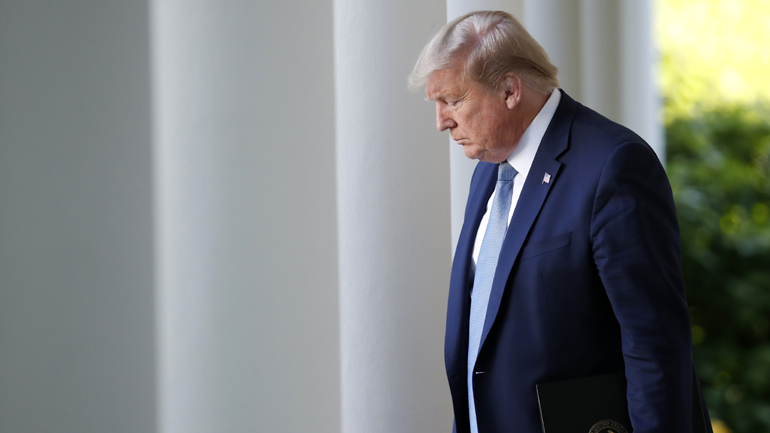 Τραμπ: Κάποιες πολιτείες μπορούν να άρουν τα μέτρα «από αύριο»