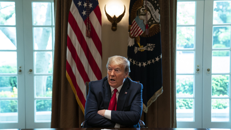 Δημοσκόπηση στις ΗΠΑ: Ο Τραμπ άργησε να αντιδράσει στην πανδημία