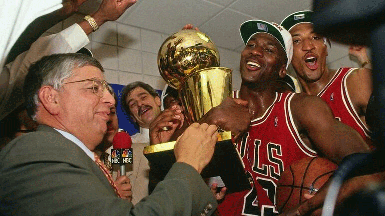 «The Last Dance»: Στη δημοσιότητα πέντε λεπτά από το ντοκιμαντέρ για τον Τζόρνταν και τους Μπουλς