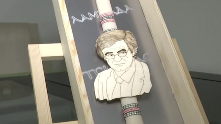 Ο Τσιόδρας έγινε… πασχαλινή λαμπάδα