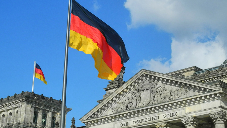 Γερμανός υφυπουργός Εσωτερικών: Η Ελλάδα επέδειξε εξαιρετικό έργο με τη φύλαξη των ευρωπαϊκών συνόρων