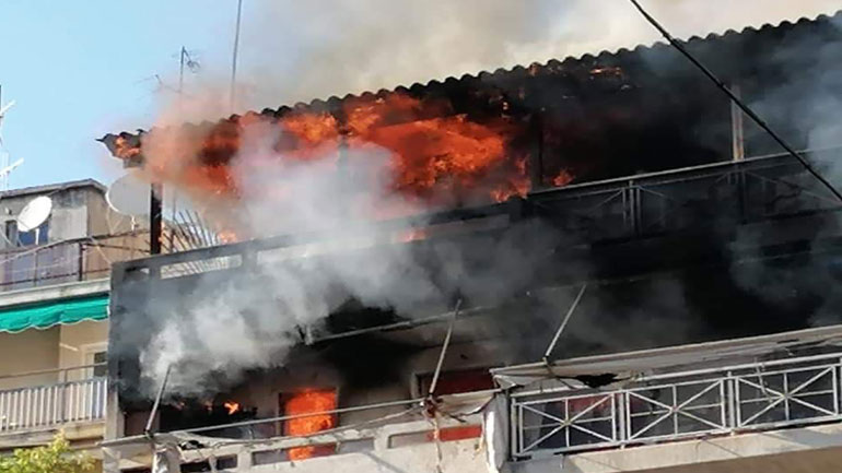 Πυρκαγιά σε διαμέρισμα στα Πατήσια – Δύο άτομα στο νοσοκομείο