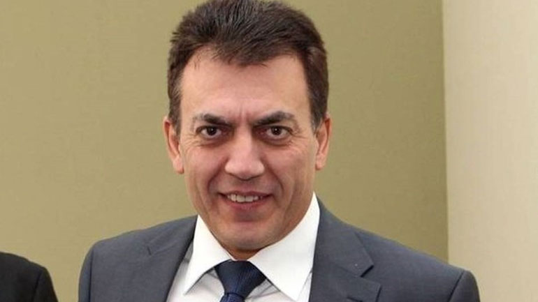 «Επεκτείνουμε τους δικαιούχους των 800 ευρώ» – Οι νέες κατηγορίες