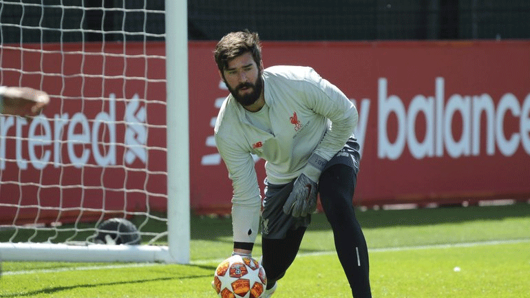 Λίβερπουλ: Επέστρεψε στις προπονήσεις ο Άλισον