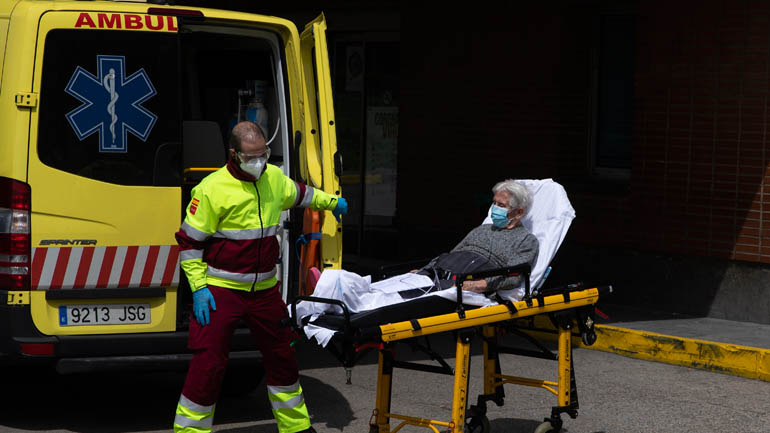 Ισπανία: Καταγράφηκαν 410 νέοι θάνατοι από κορωνοϊό