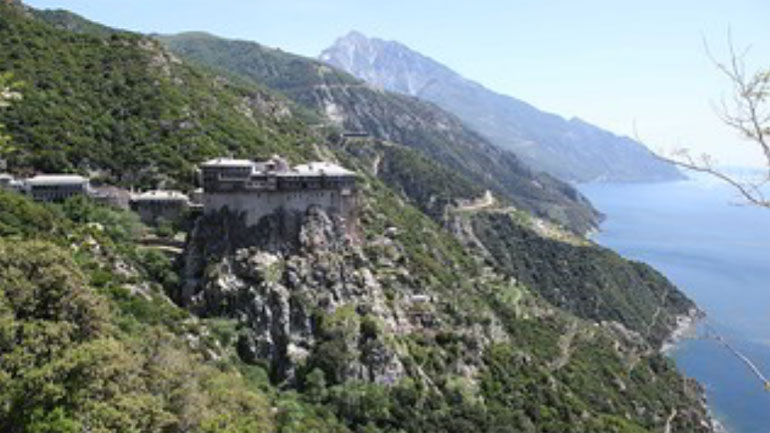 Άγιον Όρος: Με περιορισμούς η λιτανεία της εικόνας «Άξιον Εστί» Άγιον Όρος: Με περιορισμούς η λιτανεία της εικόνας «Άξιον Εστί»