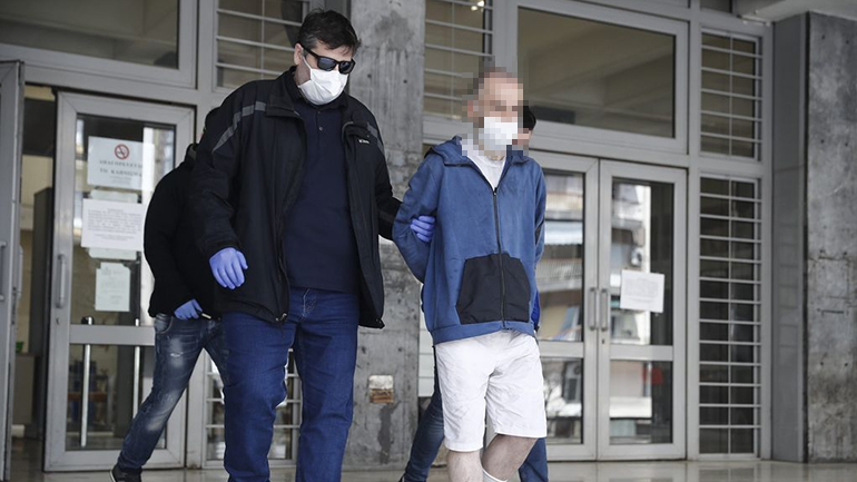Θεσσαλονίκη: Τι ισχυρίστηκε ο 45χρονος που κατηγορείται ότι έκαψε τον πατέρα του