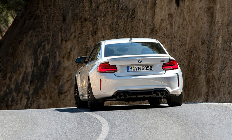 Μπορεί να μην το φωνάζει αλλά είναι πολύ... άγρια!