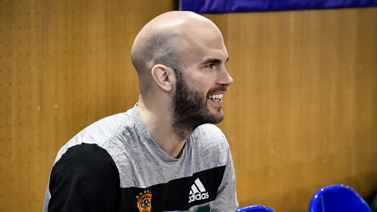 Σε καραντίνα στην Αθήνα για δύο εβδομάδες ο Καλάθης