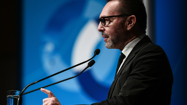 Στουρνάρας: Το βασικό και το δυσμενές σενάριο για την ελληνική οικονομία – Το πλήγμα στον τουρισμό