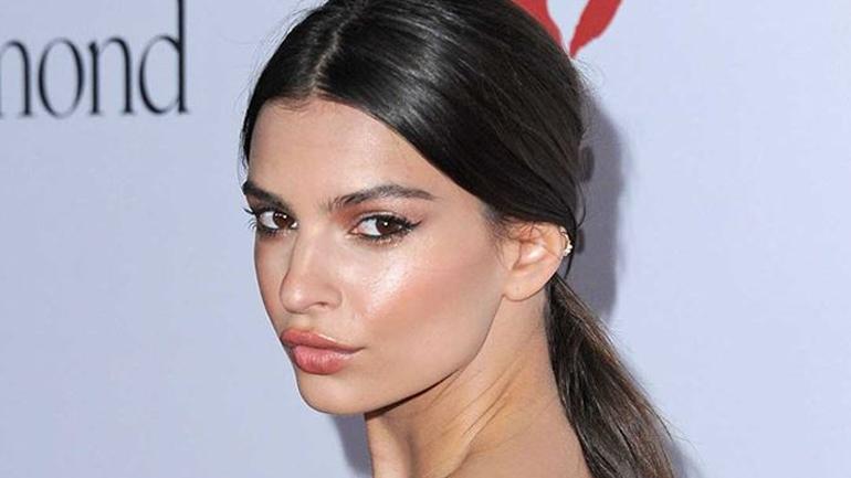 Emily Ratajkowski: Δείτε πώς πετυχαίνει το natural makeup look!