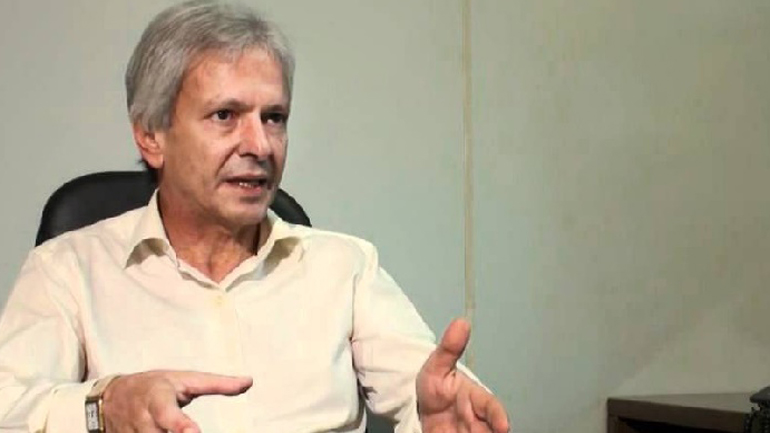 Ο… γιατρός της Βουλής