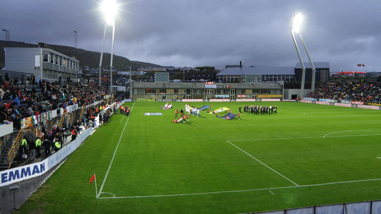 Στα Νησιά Φερόε θα απαγορεύσουν στους ποδοσφαιριστές να φτύνουν στο γήπεδο λόγω κορωνοϊού!