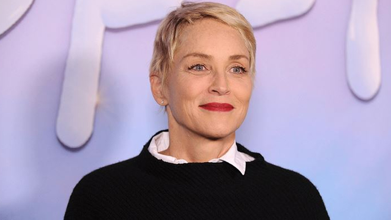 Sharon Stone: Πέθανε η «θετή γιαγιά» της από κορωνοϊό