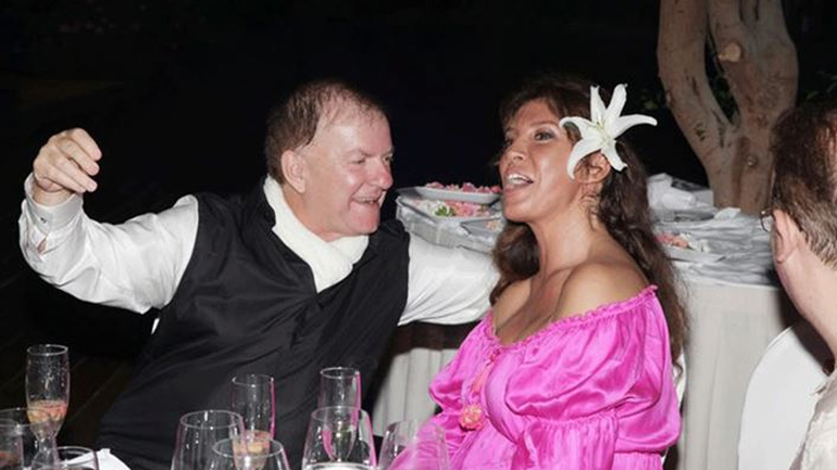 Μιχάλης Ασλάνης: Στη Βάνα Μπάρμπα το σπίτι του στη Μύκονο