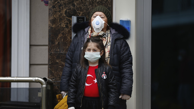 Τουρκία: Ξεπέρασαν τις 100.000 τα κρούσματα