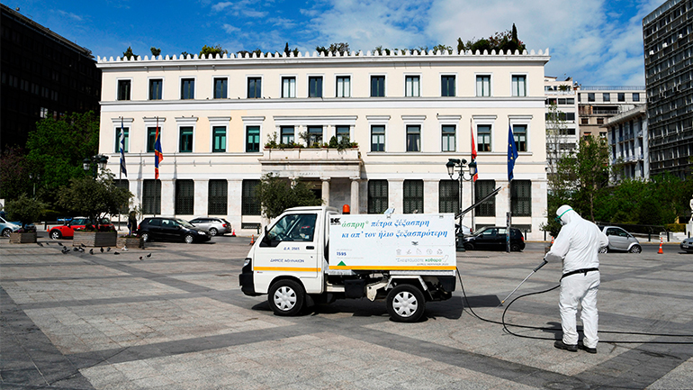 ΕΛΠΕ: Δωρεάν καύσιμα ΕΚΟ στον Δήμο Αθηναίων για τον στόλο απολυμάνσεων