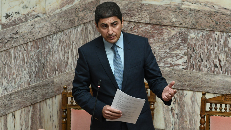 Αυγενάκης: «Λύνουμε τα χέρια των ομοσπονδιών»