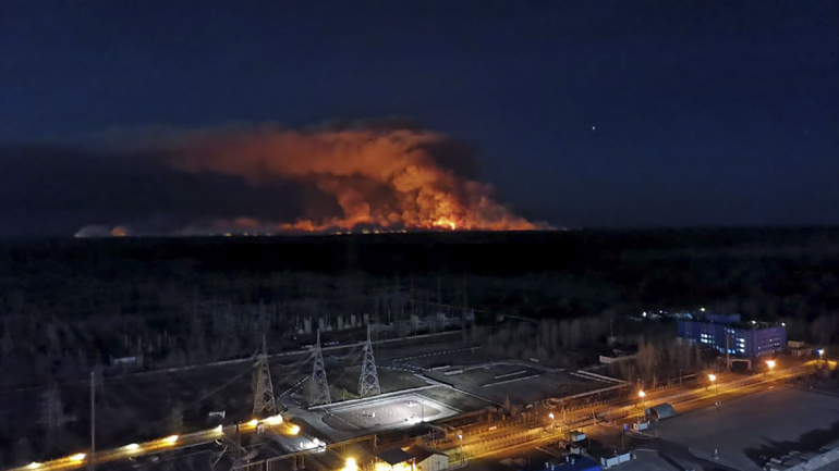 ΙΑΕΑ: Οι φωτιές κοντά στο Τσερνόμπιλ δεν θέτουν κίνδυνο για την υγεία