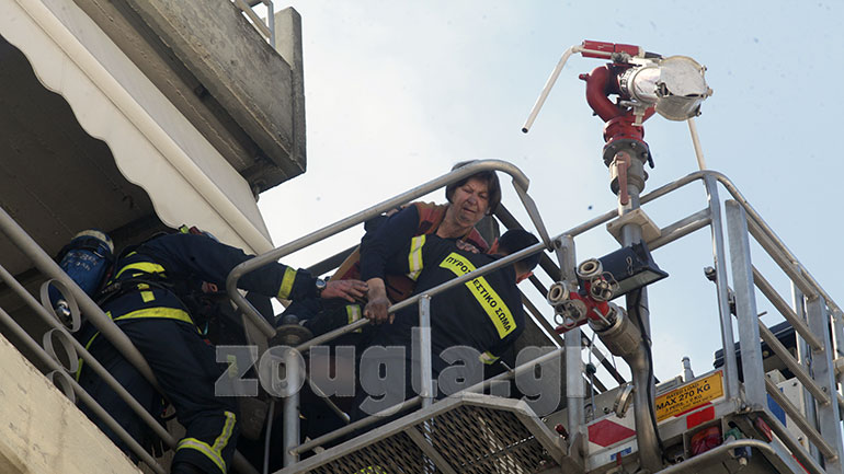Υπό έλεγχο τέθηκε η φωτιά στο Παγκράτι