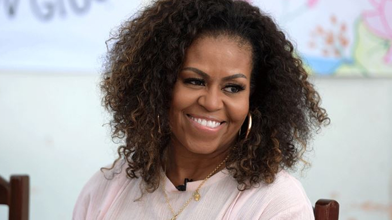 Michelle Obama: «Είναι σημαντικό να επικοινωνούμε με τους ανθρώπους για τους οποίους νοιαζόμαστε»