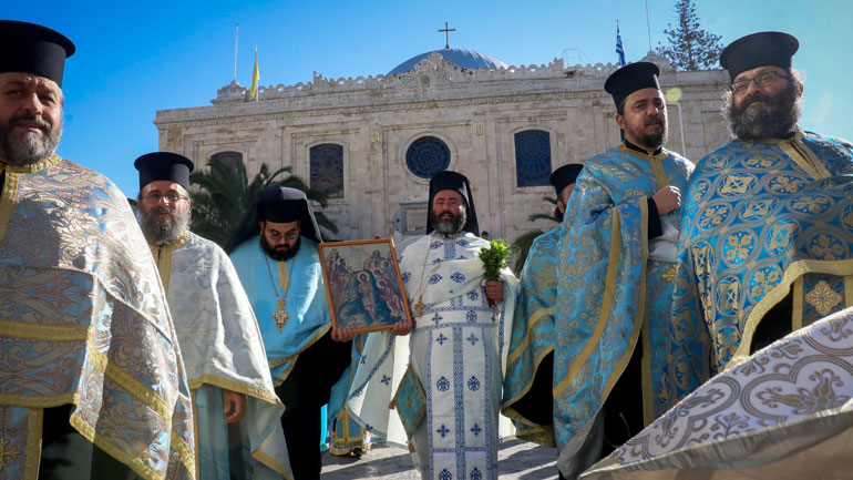 Αίτημα επαναλειτουργίας των Ιερών Ναών από τους ιεράρχες της Κρήτης