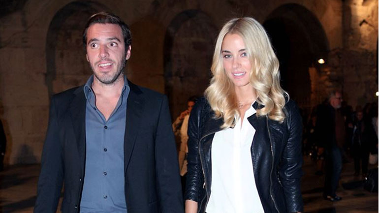 Η δημόσια ερωτική εξομολόγηση της Δούκισσας Νομικού στον σύζυγό της