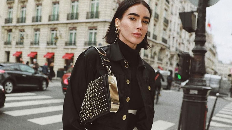 Brittany Xavier: H διάσημη Influencer μας δείχνει πώς να φτιάξουμε μάσκες προστασίας