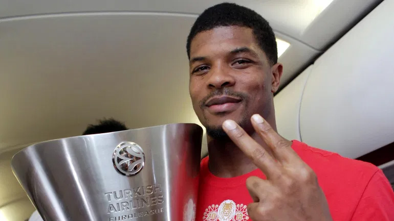 Χάινς: «Πέρασα μόλις δύο χρόνια στην Αθήνα με τον Ολυμπιακό, αλλά έχω αναμνήσεις για μία ζωή»